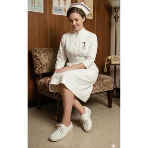 Vintage The Clinic Shoe White Leather Nursing Oxfords Lace Up US Made 11